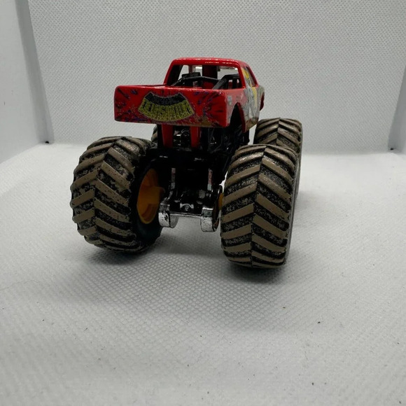 Hot Wheels Monster Jam 1:24 Scale Devastator - Picture 3 of 4